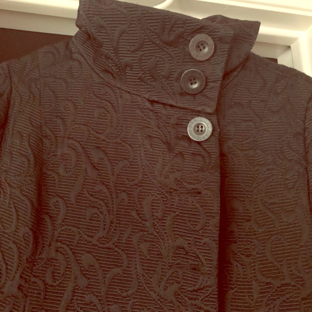 Funky coat, fits incredibly.